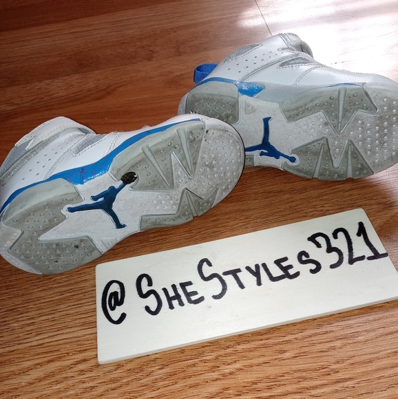 Toddler Unisex Retro Jordans - Picture 2 of 4